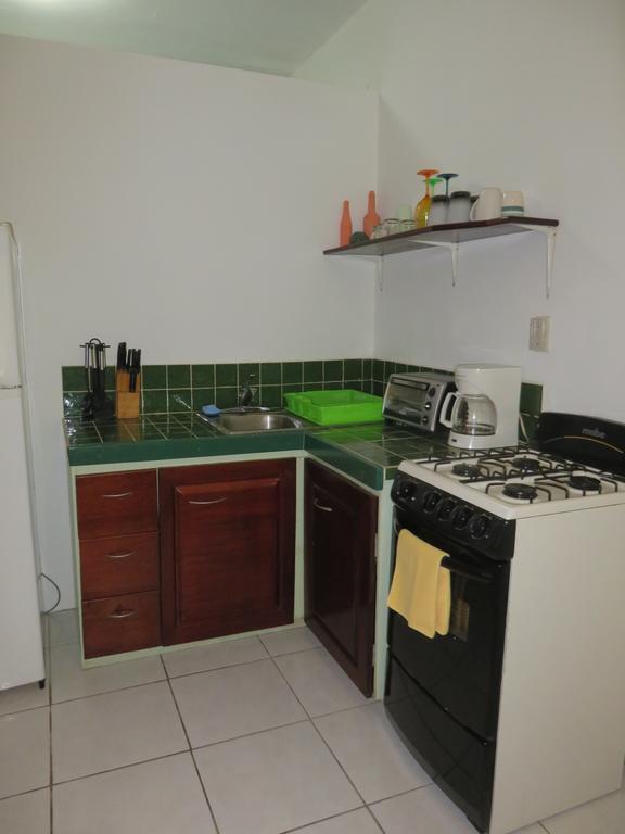 Simberts Apartments 玛雅湾 外观 照片