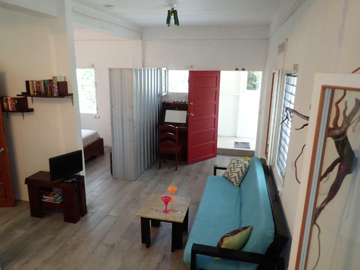 Simberts Apartments 玛雅湾 外观 照片