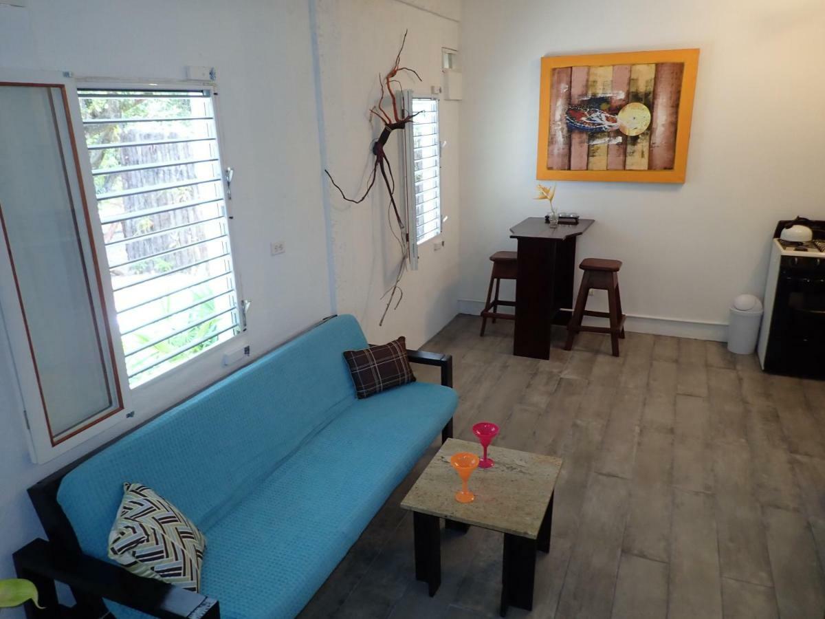 Simberts Apartments 玛雅湾 外观 照片